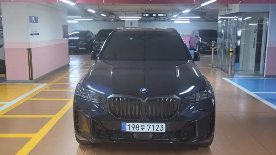 BMW X5 2025