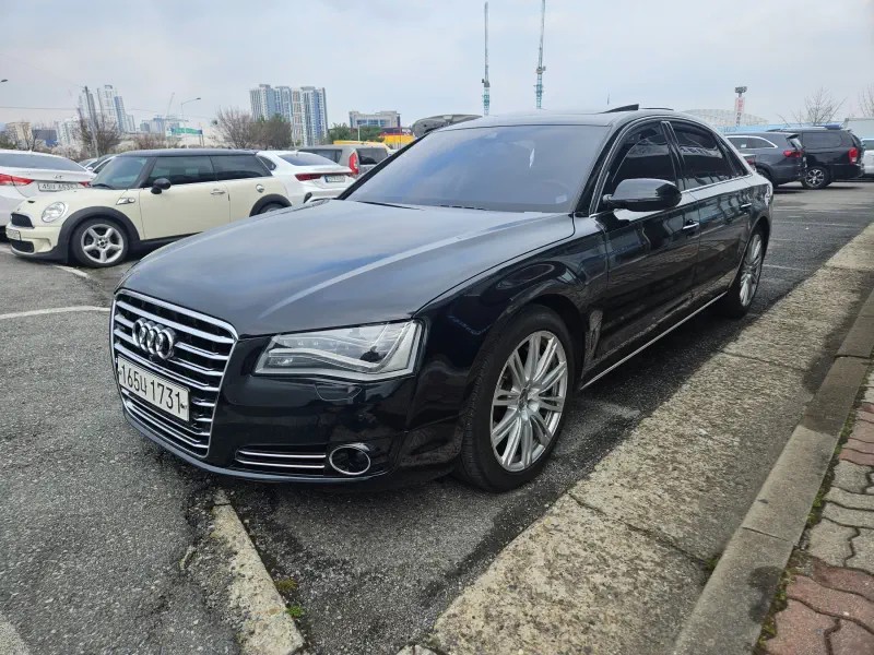 Audi A8