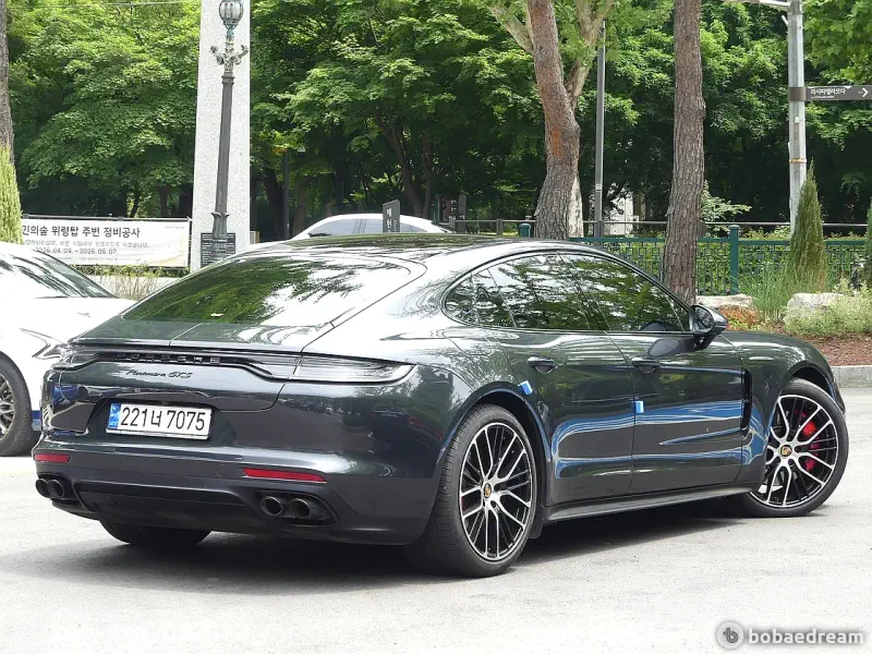 Porsche Panamera