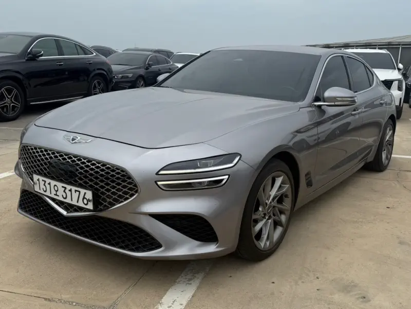 Genesis G70