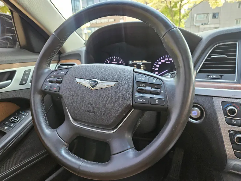 Genesis G80