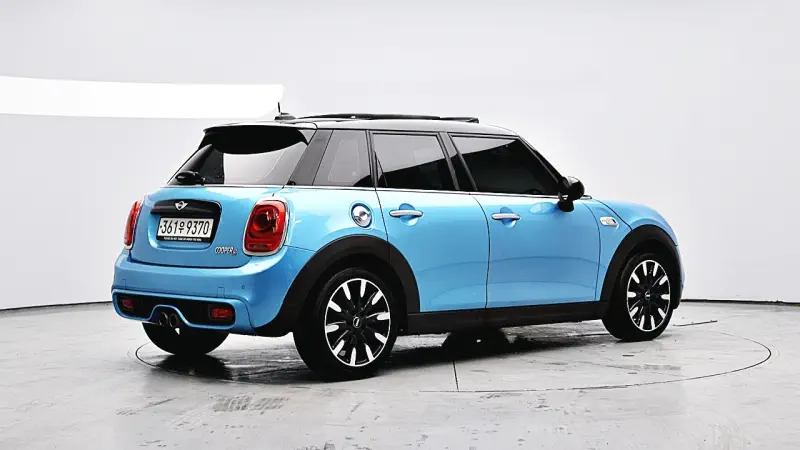 MINI Hatch