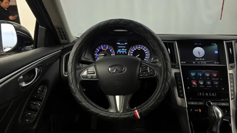 Infiniti Q50