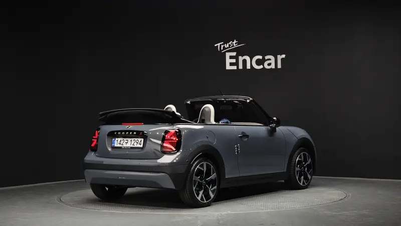 MINI Cabrio