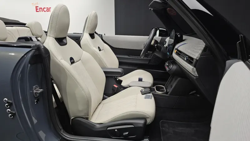 MINI Cabrio