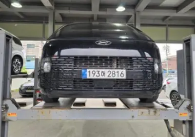 Hyundai Staria