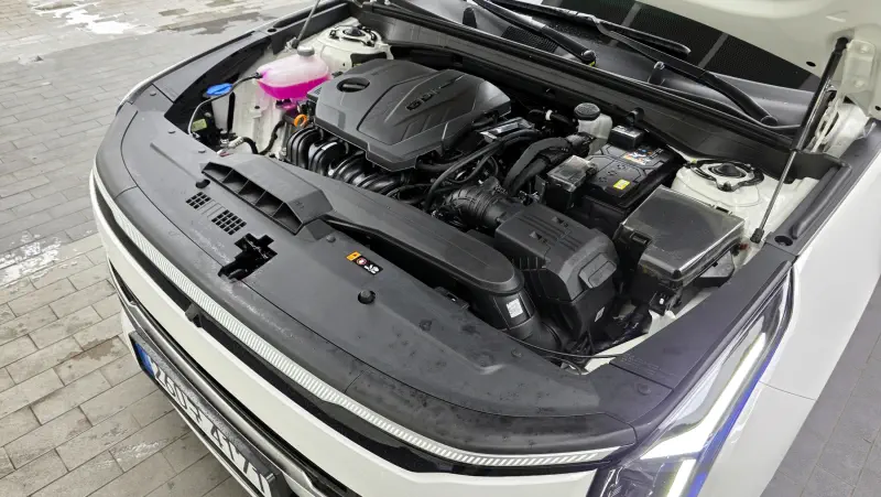 Kia K8