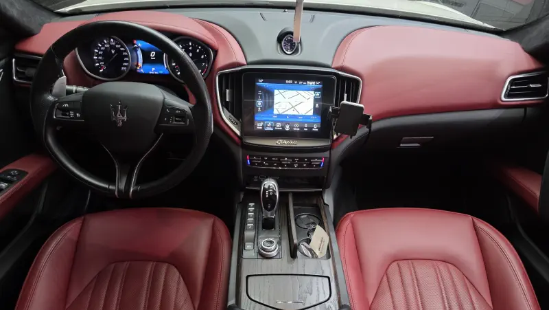 Maserati Ghibli