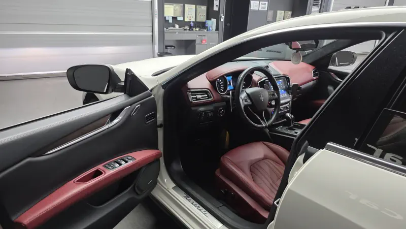 Maserati Ghibli
