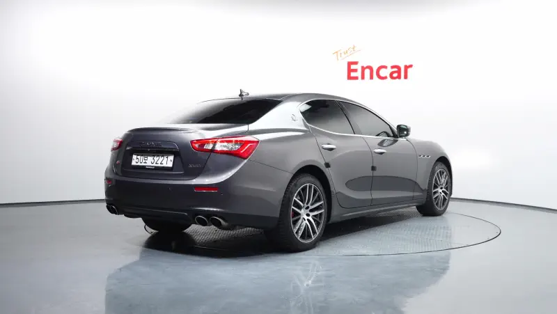 Maserati Ghibli