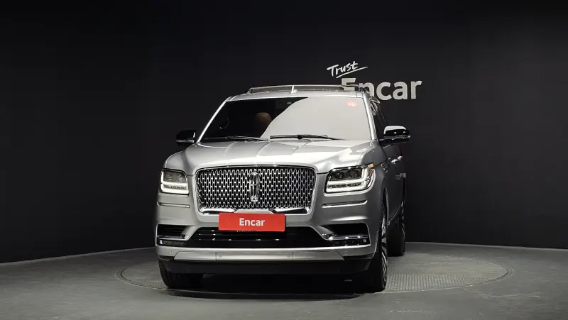 Lincoln Navigator