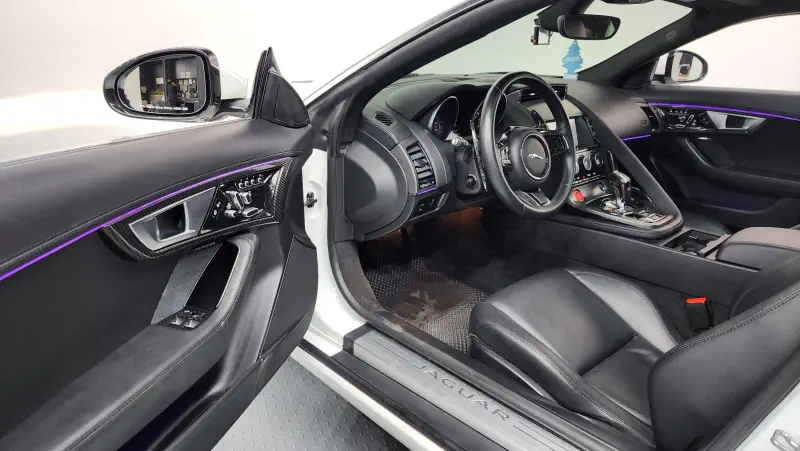 Jaguar F-Type