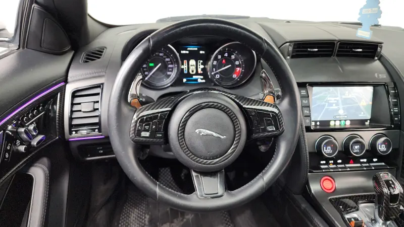 Jaguar F-Type