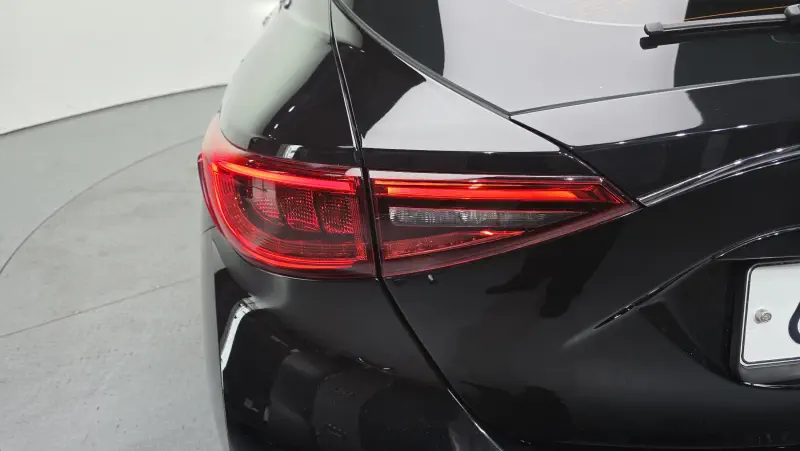 Infiniti Q30
