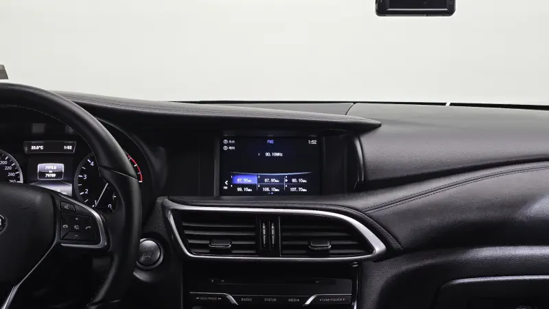 Infiniti Q30