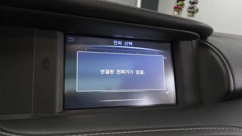 Infiniti Q30