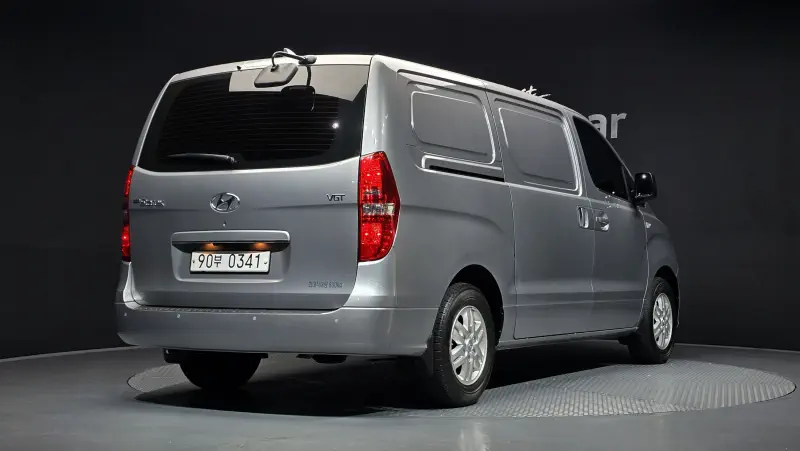 Hyundai Grand Starex