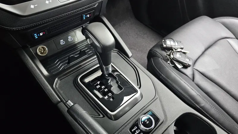 SsangYong Rexton Sports Khan