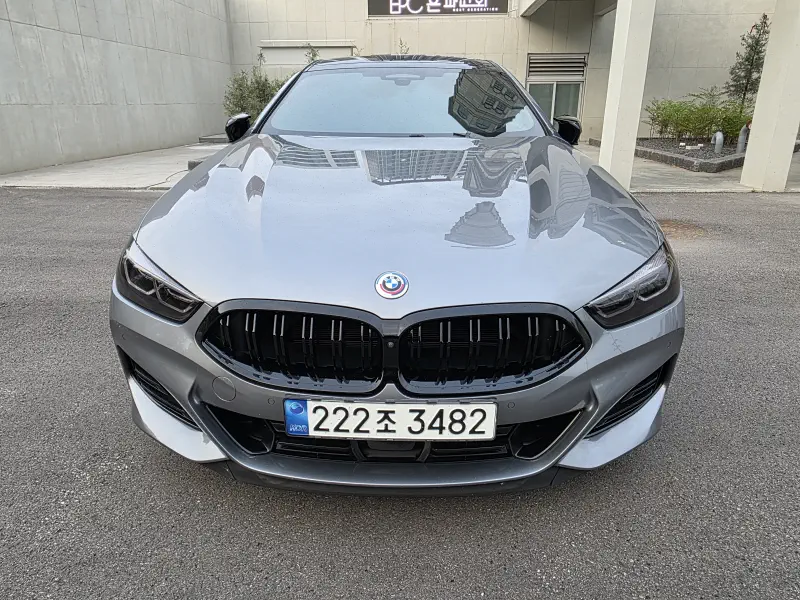 BMW 8-Series