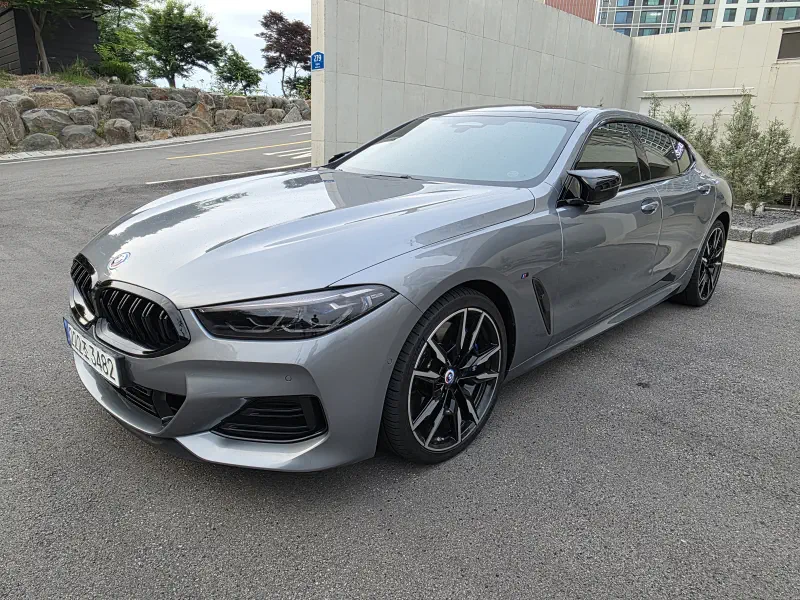 BMW 8-Series