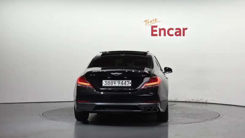 Genesis G70