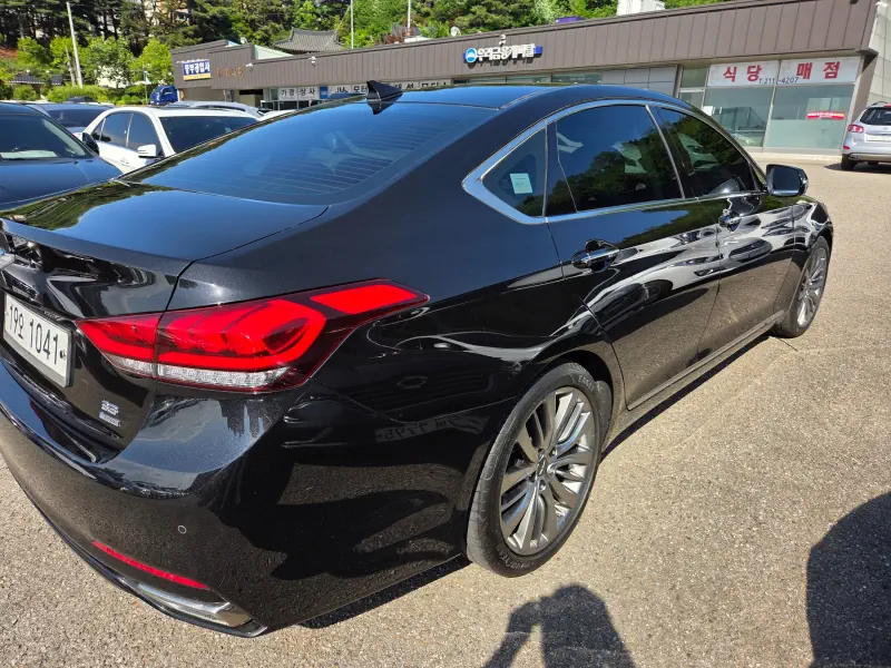 Genesis G80