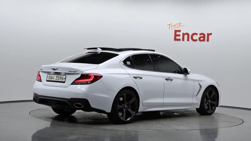 Genesis G70