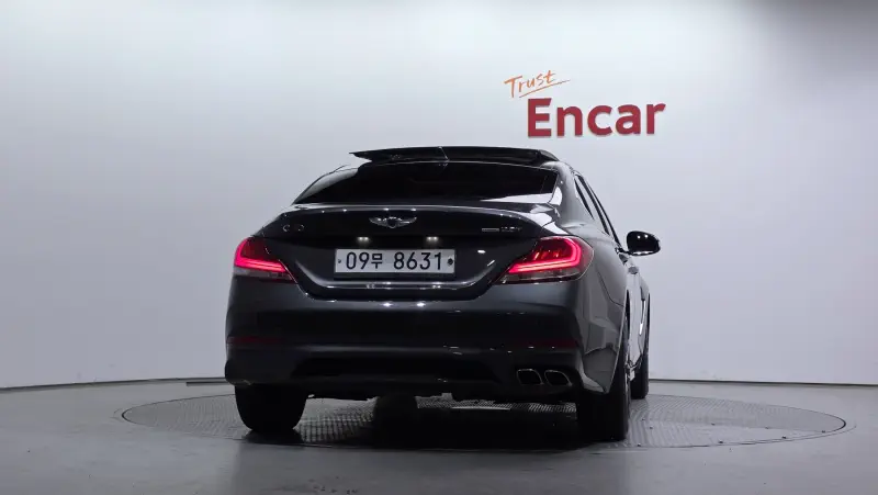 Genesis G70