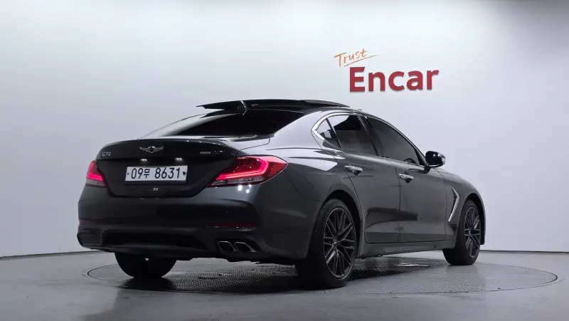 Genesis G70