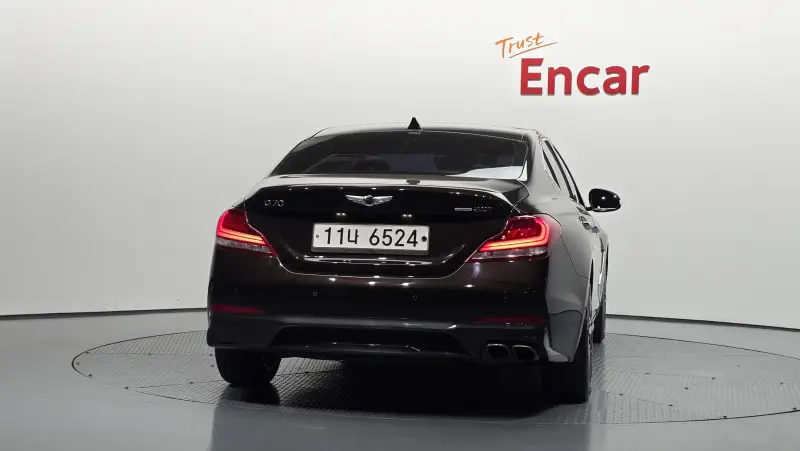 Genesis G70