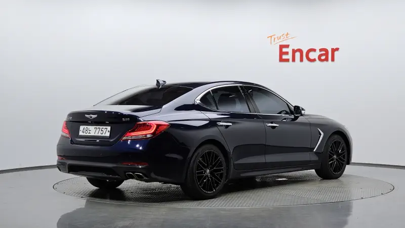 Genesis G70