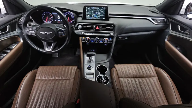 Genesis G70