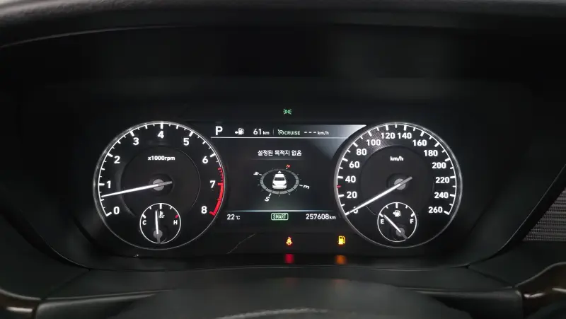 Genesis EQ900