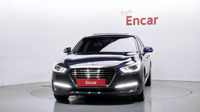 Genesis EQ900