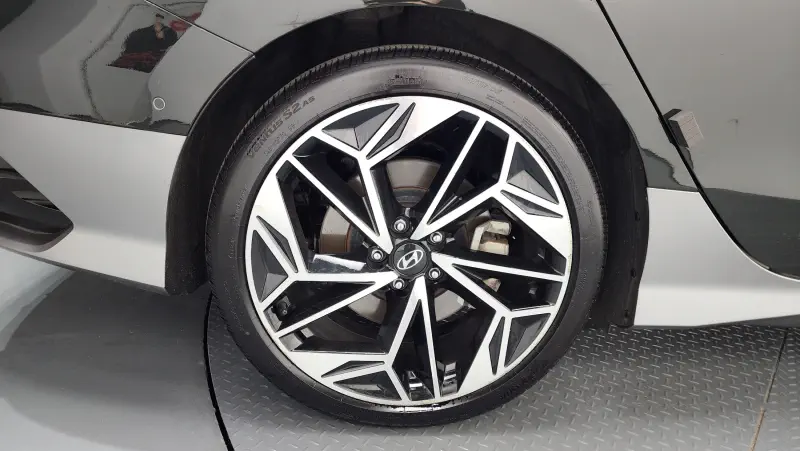 Hyundai Ioniq 6