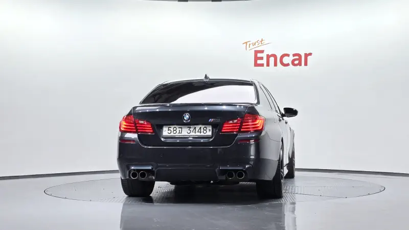 BMW M5