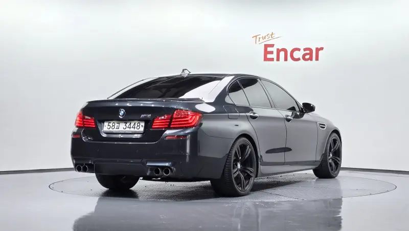 BMW M5