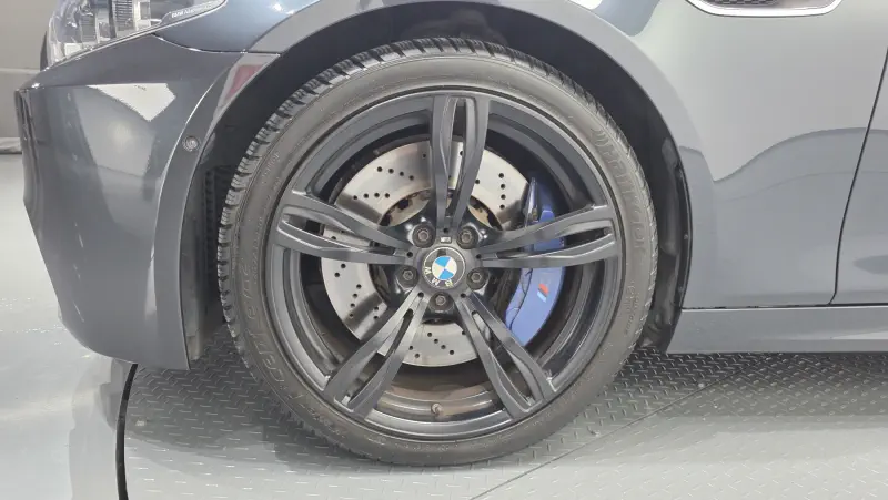 BMW M5