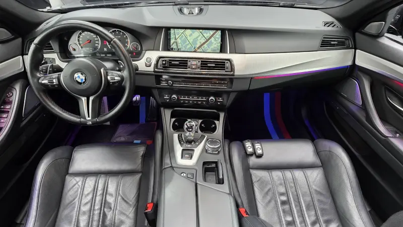 BMW M5