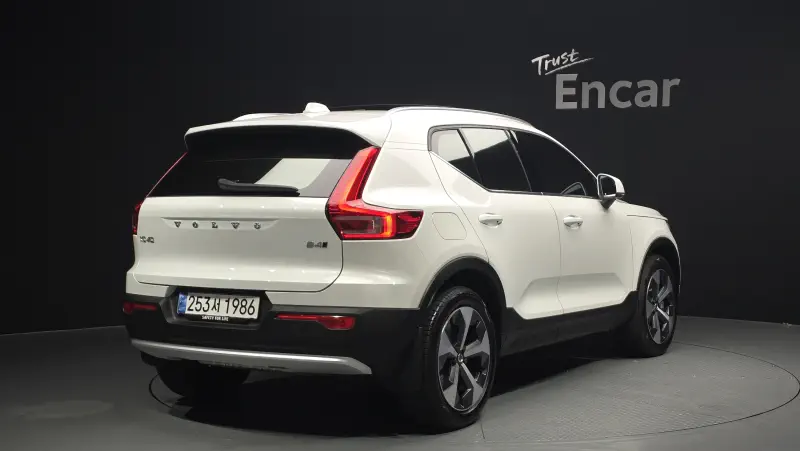 Volvo XC40