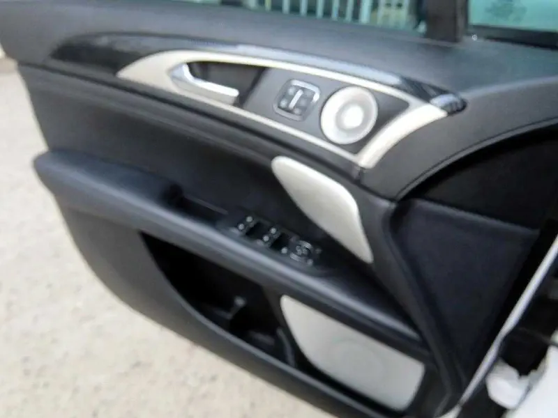 Lincoln Mkz