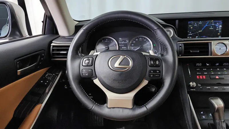 Lexus IS300