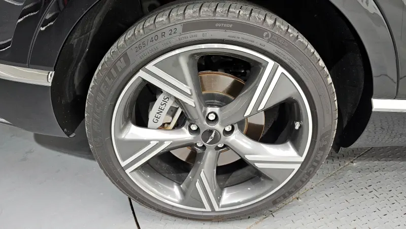 Genesis GV80