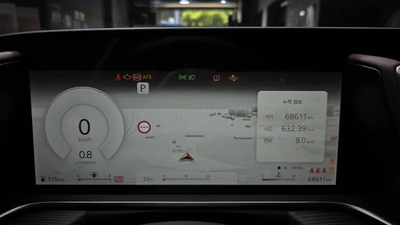 Genesis G90