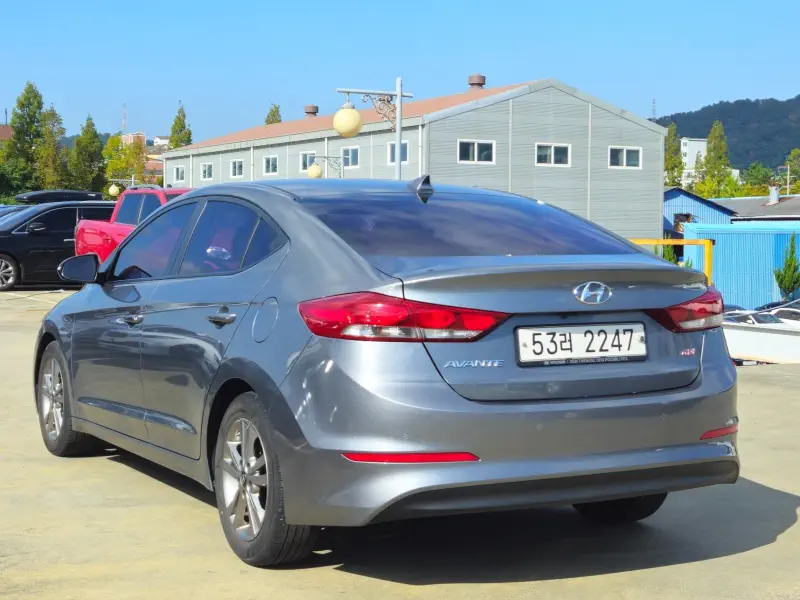 Hyundai AVANTE