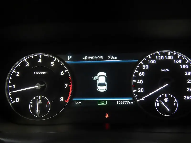 Genesis EQ900