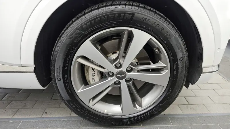 Genesis GV80