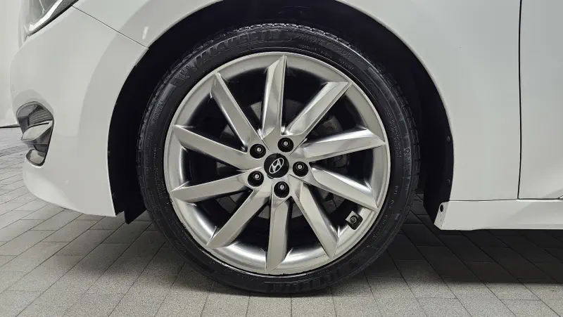 Hyundai Aslan