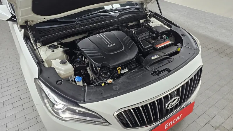 Hyundai Aslan