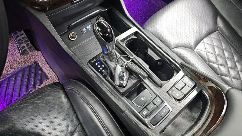 Hyundai Aslan